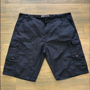 Men’s cargo shorts